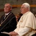 Una invitación al diálogo franco y sincero, con gran respeto recíproco entre las religiones