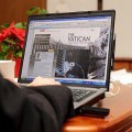 El Vaticano entra oficialmente en la pugna por el dominio ‘.catolica’ en internet